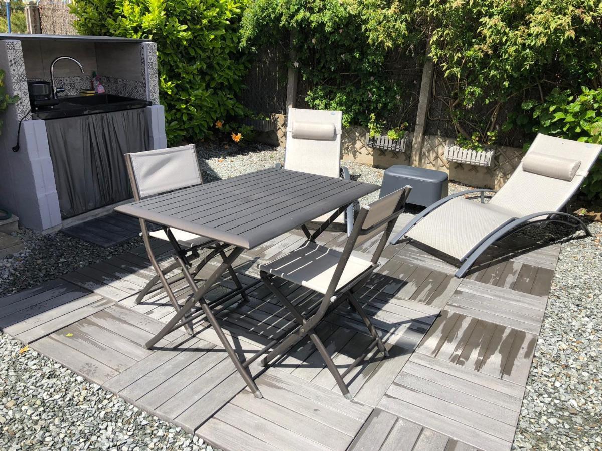 Suite A 800M De La Plage Saint-Lunaire Eksteriør bilde